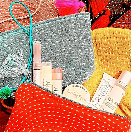刺し子のポ~チ達と可愛い可愛い丸ポ~チ達 @ ハノイ商店 - Sashiko Pouches and Cute, Adorable Round Pouches